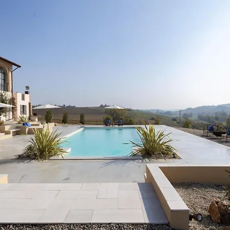 La Sura 1815 Boutique Bed & Breakfast 3*