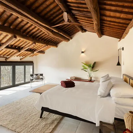 La Sura 1815 Boutique Bed and Breakfast 3*